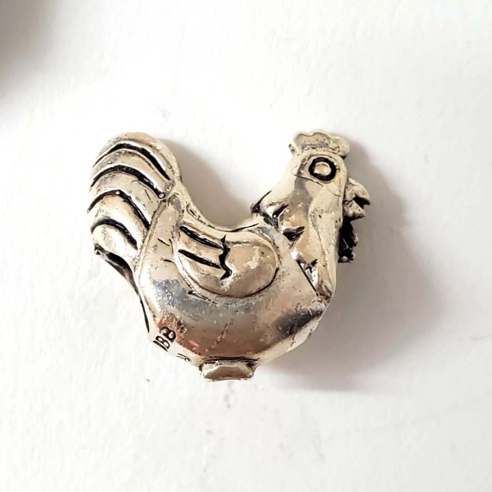 Sterling Silver 925 Rooster Charm – A Bold Symbol of Strength and Dawn